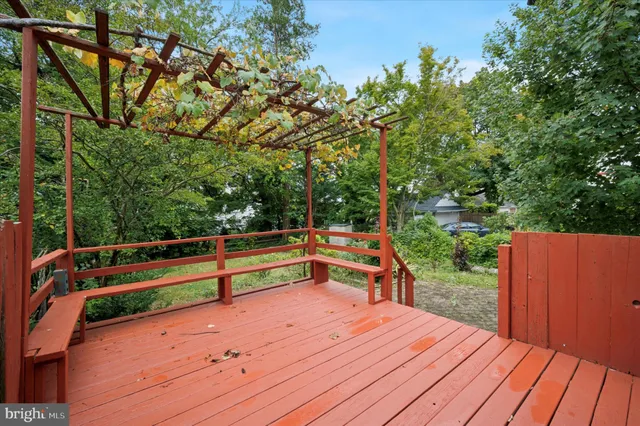a house view with a outdoor space