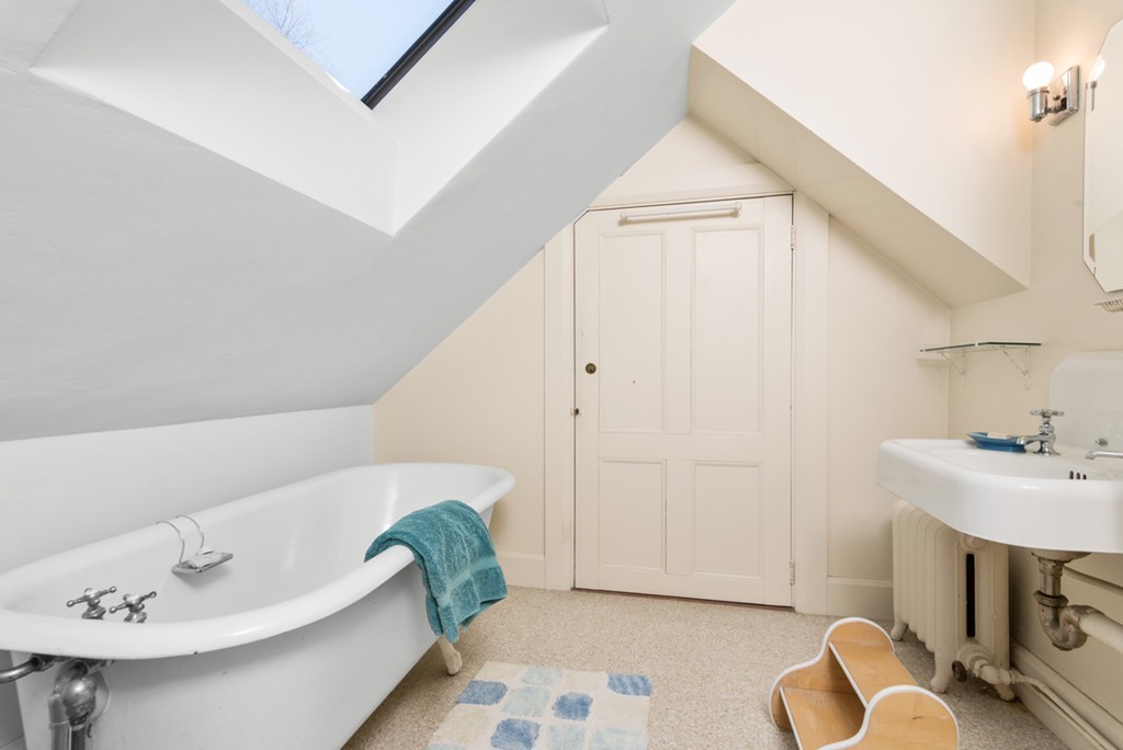 76 Brook Hill Road Milton, MA 02186 - Photo 22 of 28 Gallery Image 22