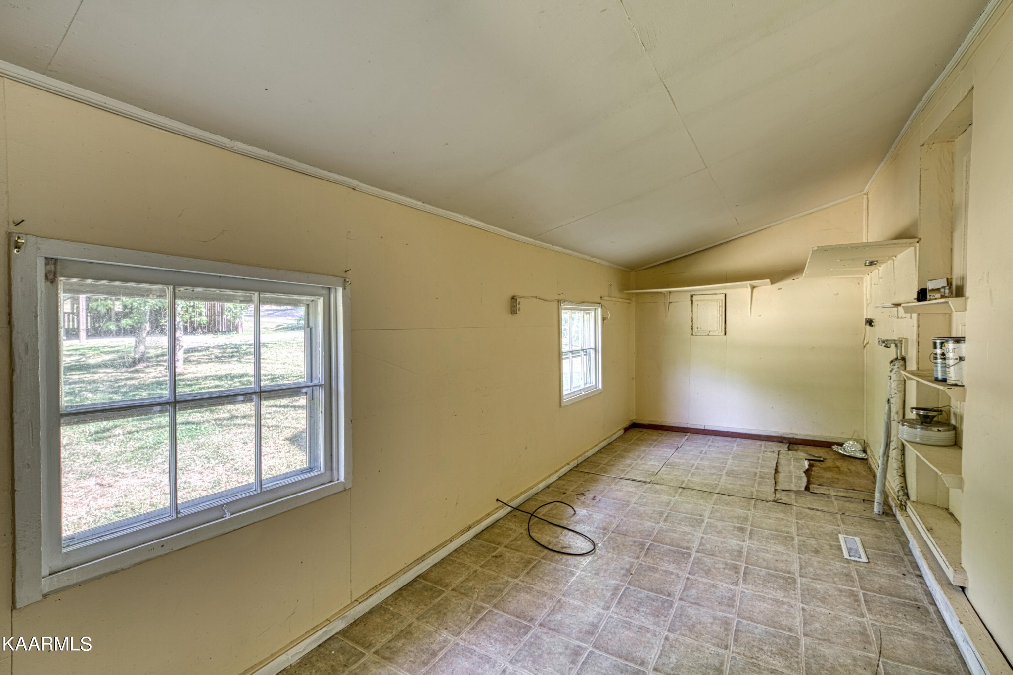 764 Mt Olive Road Andersonville, TN 37705 - Photo 11 of 37