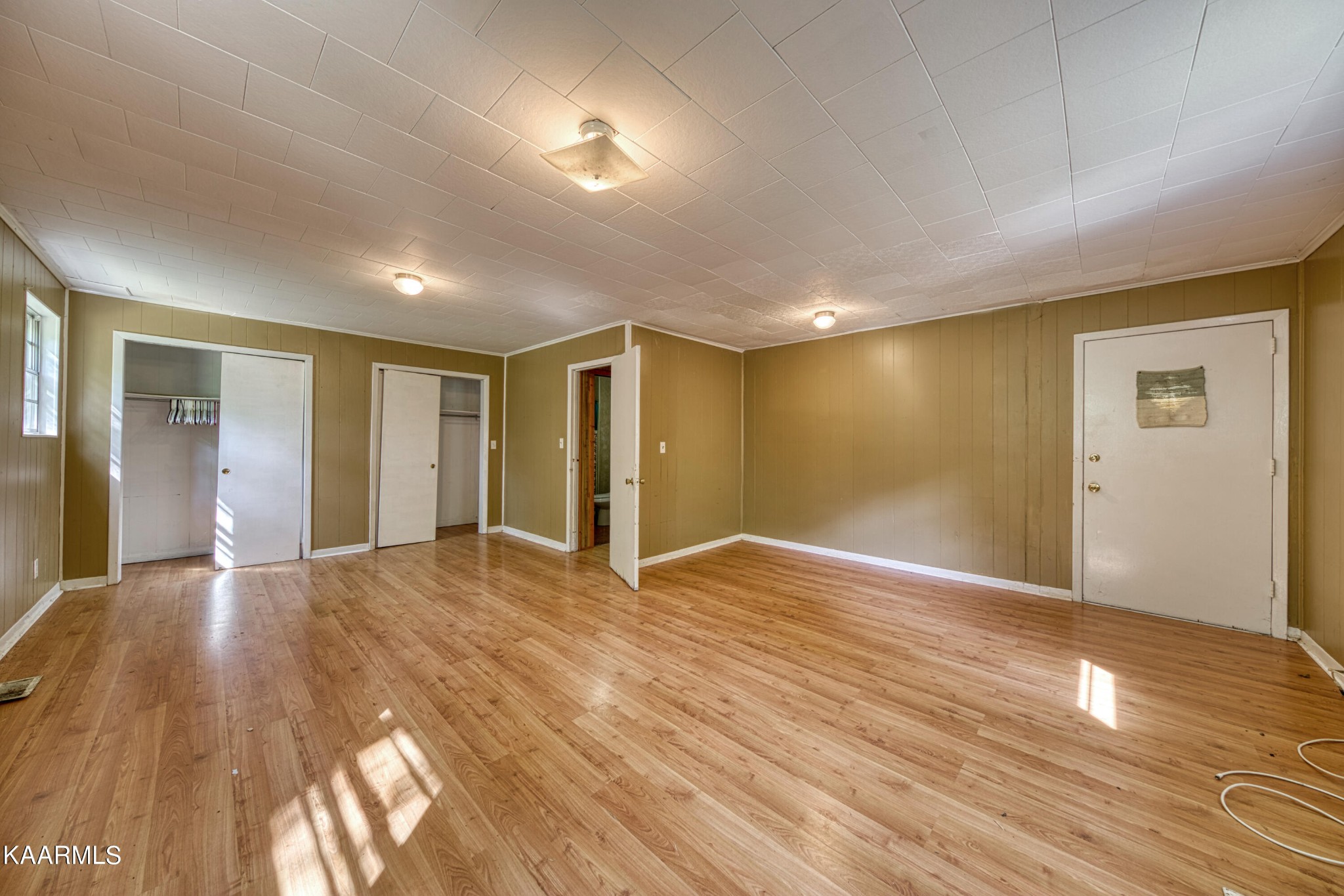 764 Mt Olive Road Andersonville, TN 37705 - Photo 4 of 37 a view of empty room with wooden floor