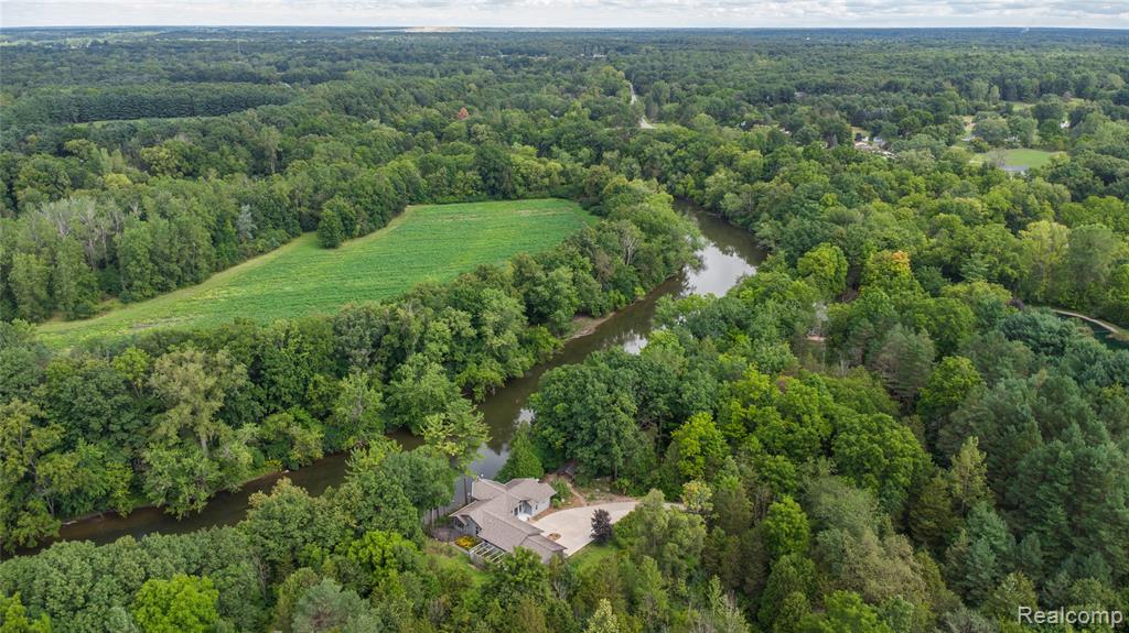 6399 North McKinley Road Flushing, MI 48433 - Photo 1 of 68