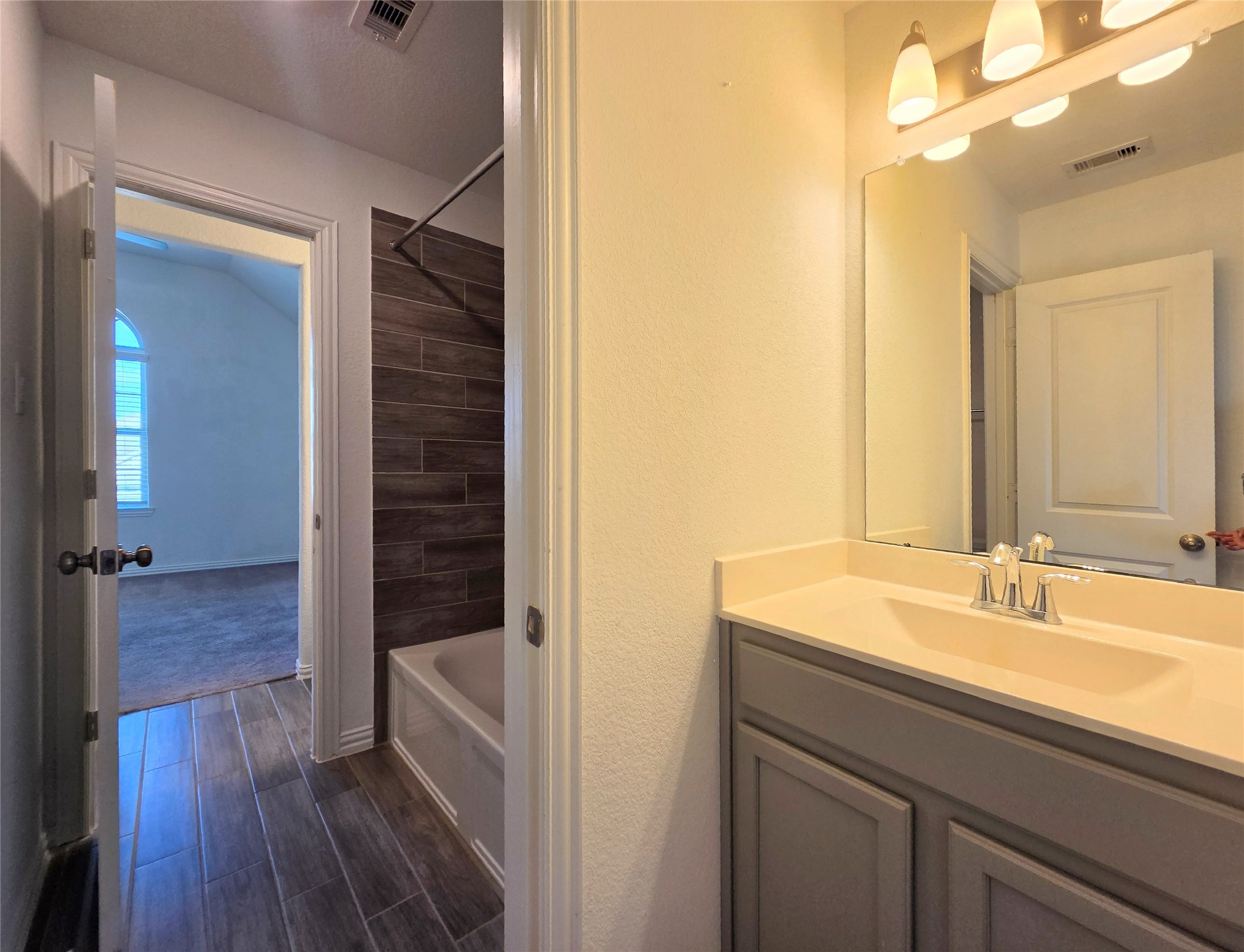 4826 Albany Ridge Lane Rosharon, TX 77583 - Photo 38 of 41 Gallery Image 38
