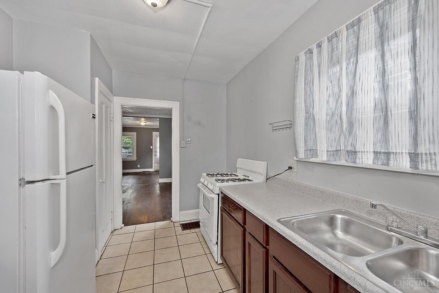 3625 Madison Road Cincinnati, OH 45209 - Photo 14 of 29