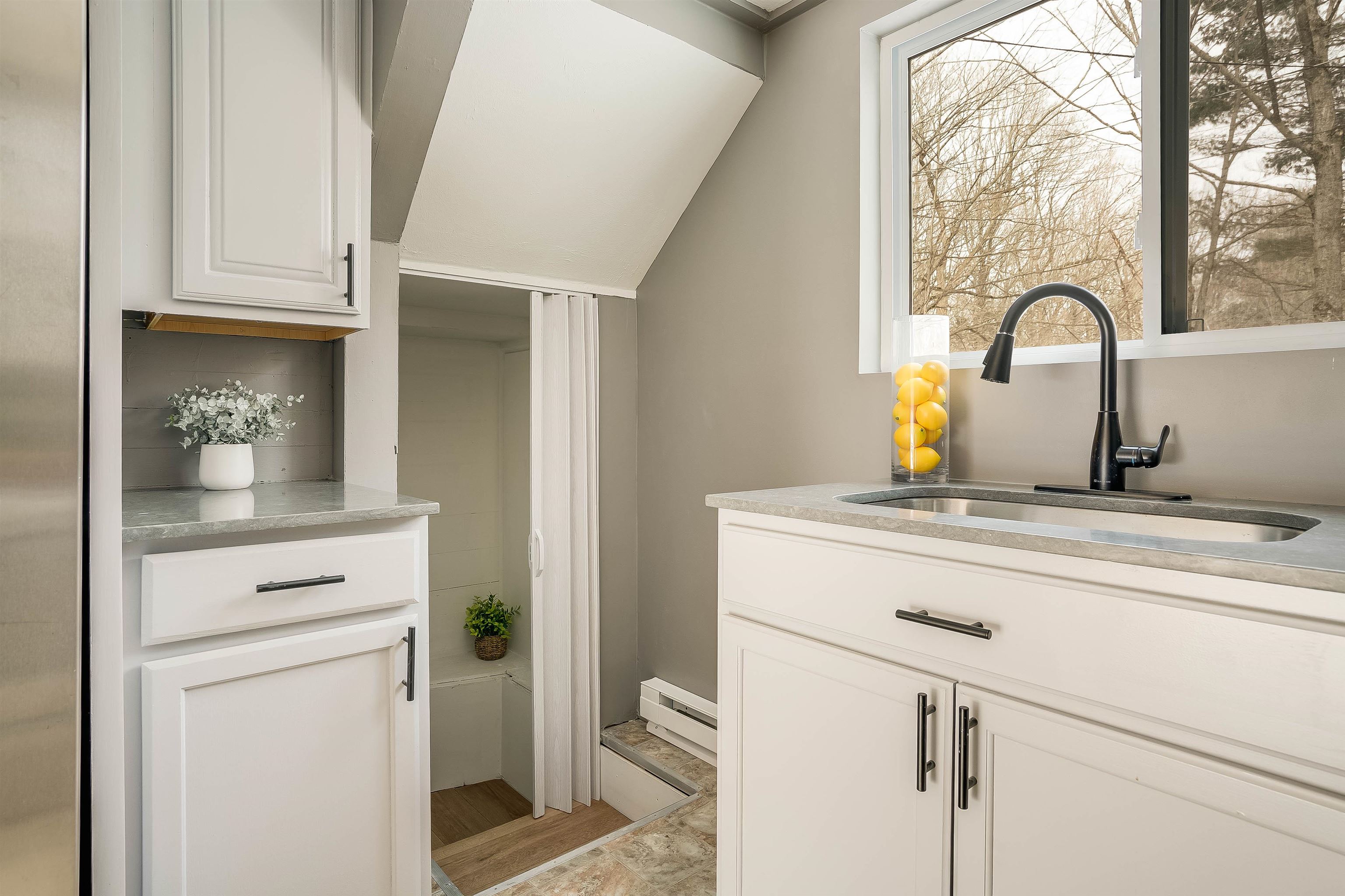 52 Monument Road Dublin, NH 03444 - Photo 8 of 40