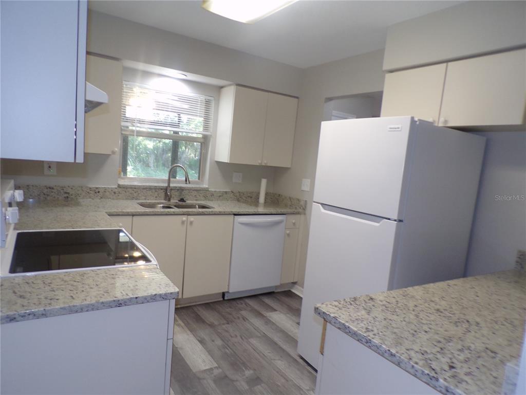 1088 Melville Road, Unit A Punta Gorda, FL 33983 - Photo 3 of 37