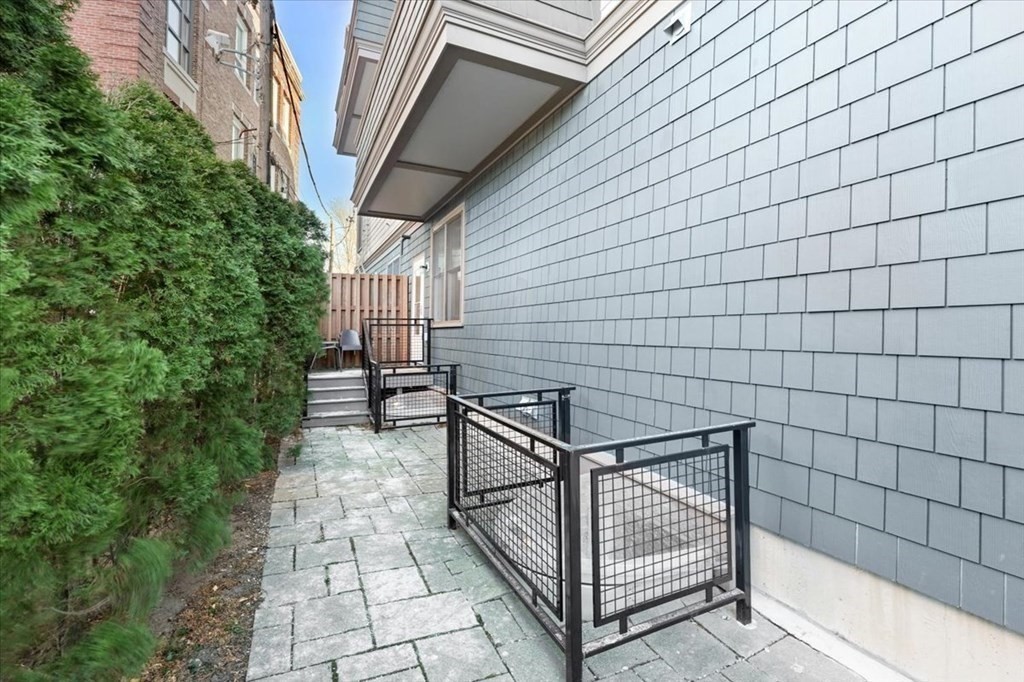 246 Boston Street, Unit 1 Boston, MA 02125 - Photo 17 of 18