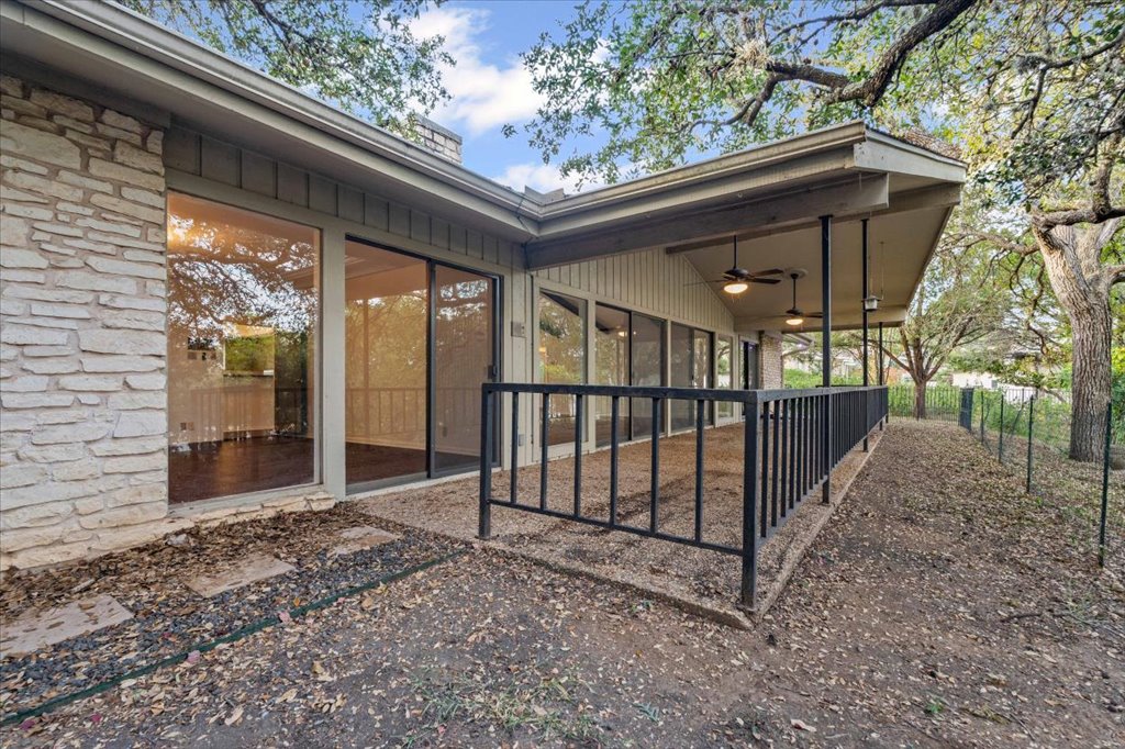 313 Comet Lakeway, TX 78734 - Photo 13 of 17 View of patio / terrace with a ceiling fan