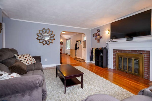 61 Beaverbrook Road Burlington, MA 01803 - Photo 8 of 30 Gallery Image 8
