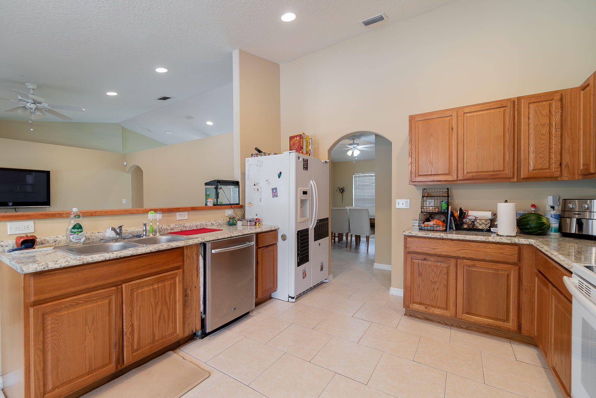 17468 North 38th Road North Loxahatchee, FL 33470 - Photo 13 of 40 Kitchen