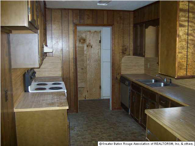 3154 Quebec Drive Baton Rouge, LA 70819 - Photo 3 of 10 Gallery Image 3