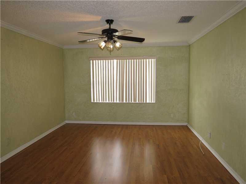 3071 Martello Drive Pompano Beach, FL 33063 - Photo 10 of 17 Bedroom Master