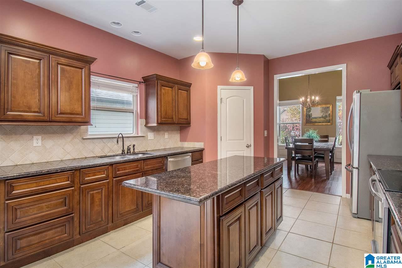 1028 Riviera Drive Calera, AL 35040 - Photo 10 of 39