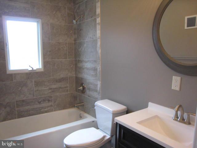 317 Arbys Road Harrisburg, PA 17109 - Photo 11 of 25 Gallery Image 11