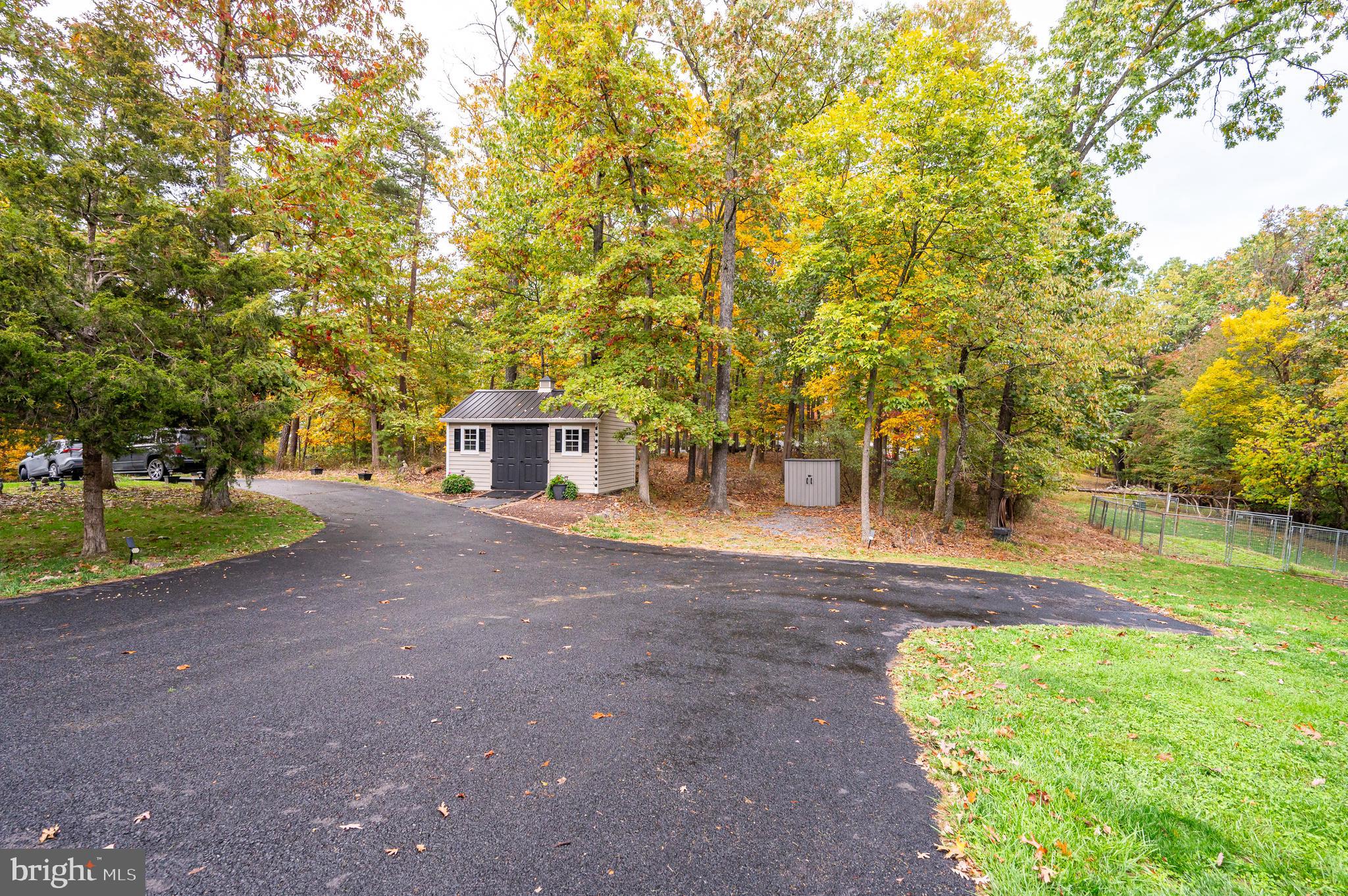 1724 Hunting Ridge Road Winchester, VA 22603 - Photo 6 of 89 Gallery Image 6