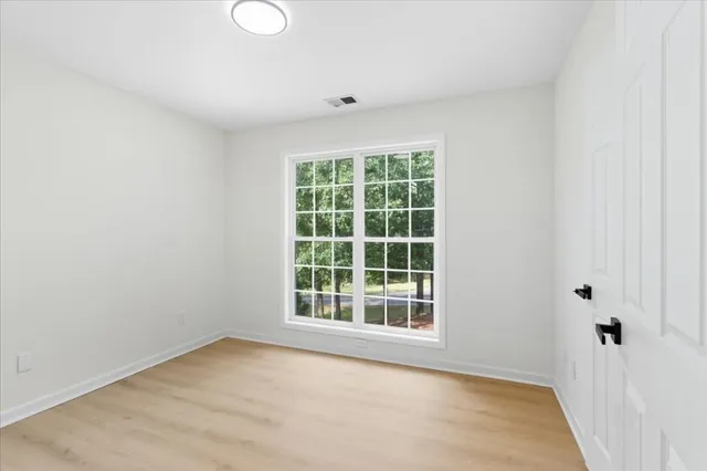 $259,900 | 424 South Pine Hill Road, Griffin, GA 30224