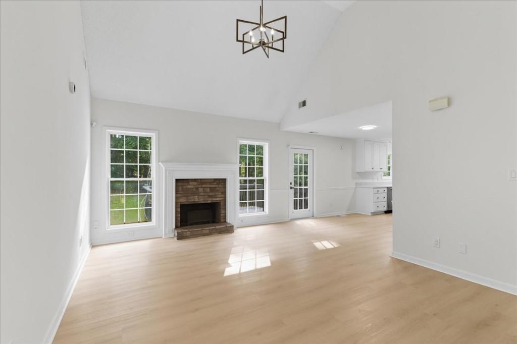 424 South Pine Hill Road Griffin, GA 30224 - Photo 5 of 48