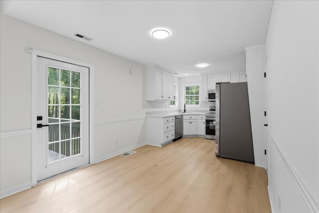 424 South Pine Hill Road Griffin, GA 30224 - Photo 10 of 48