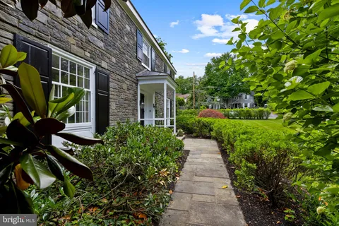 $2,399,000 | 400 Meadowbrook Avenue, Wayne, PA 19087