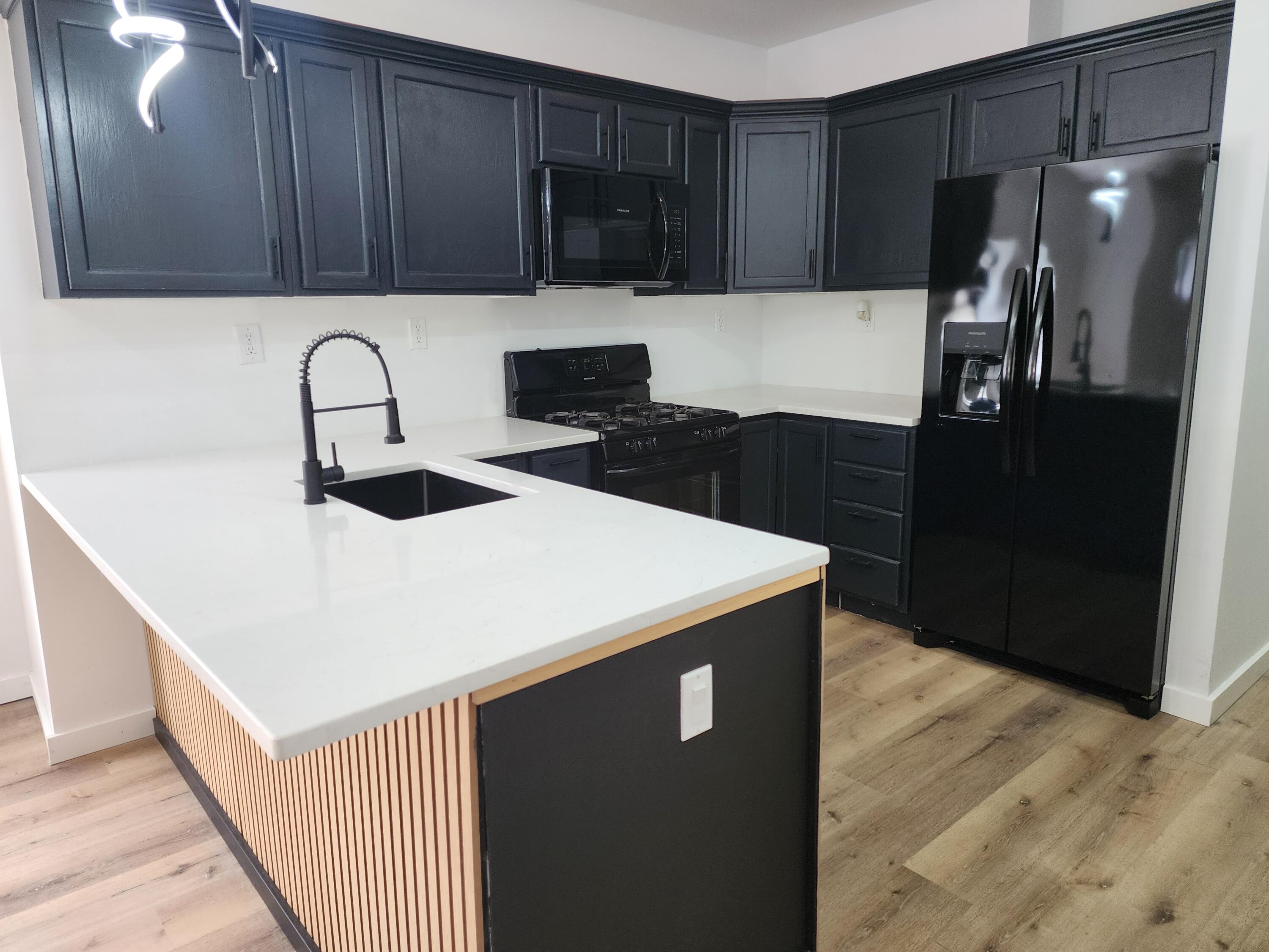 1326 Rutledge Street Gary, IN 46404 - Photo 5 of 20 3000x2250