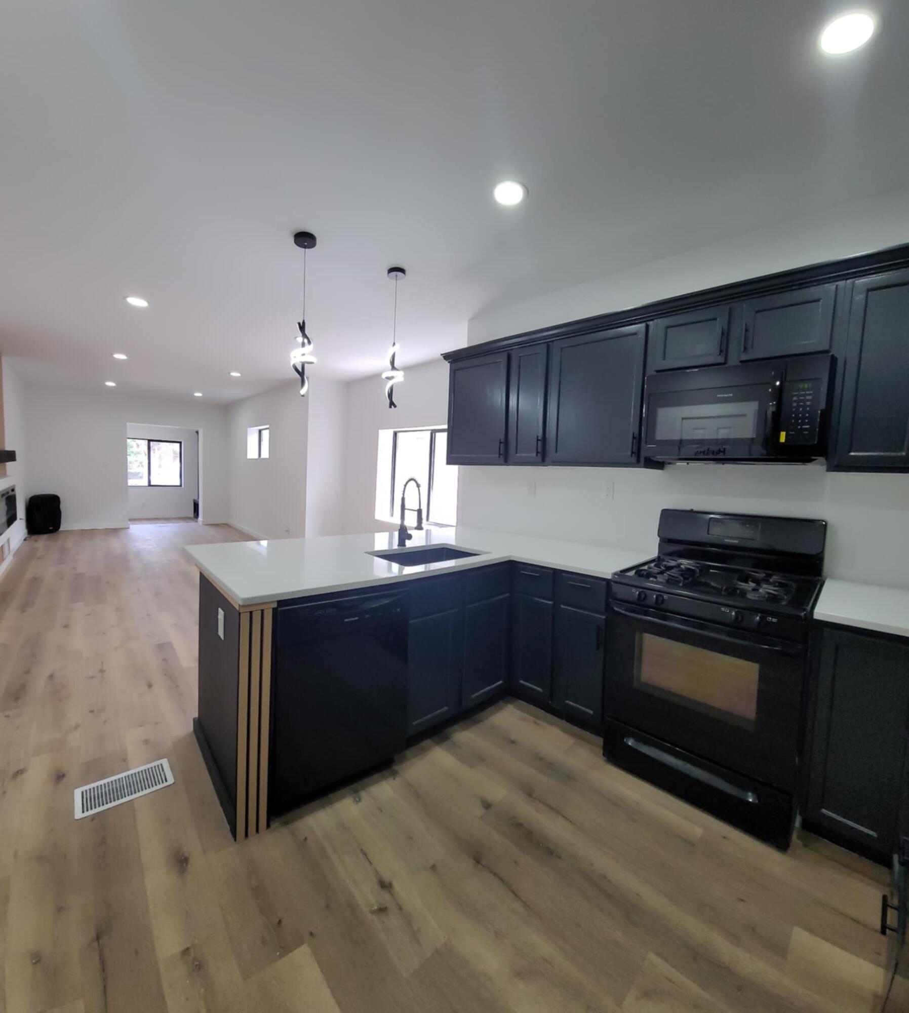 1326 Rutledge Street Gary, IN 46404 - Photo 8 of 20 1795x2000