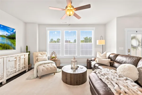 $575,000 | 546 Amalfi Drive, Davidson, NC 28036