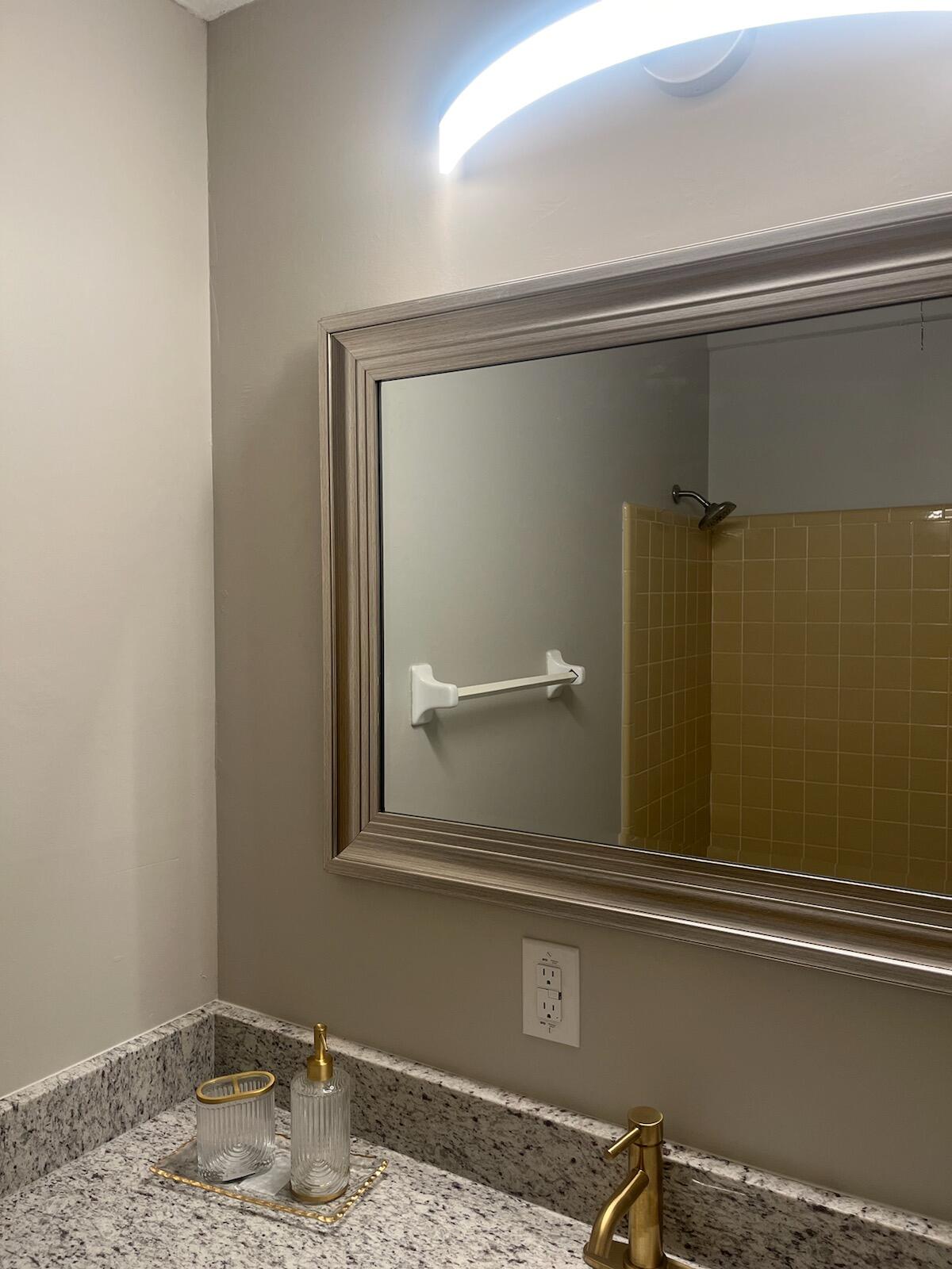 2704 Tryon Place Augusta, GA 30906 - Photo 21 of 27 Hallway bath1
