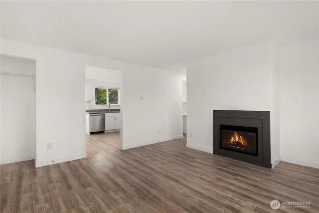 $1,525 | 820 75th Street East, Unit A, Tacoma, WA 98404