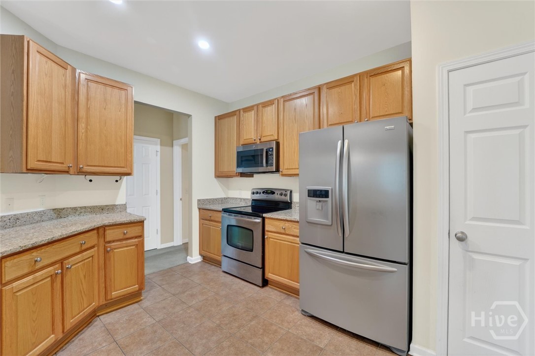 124 Regency Circle Pooler, GA 31322 - Photo 11 of 51
