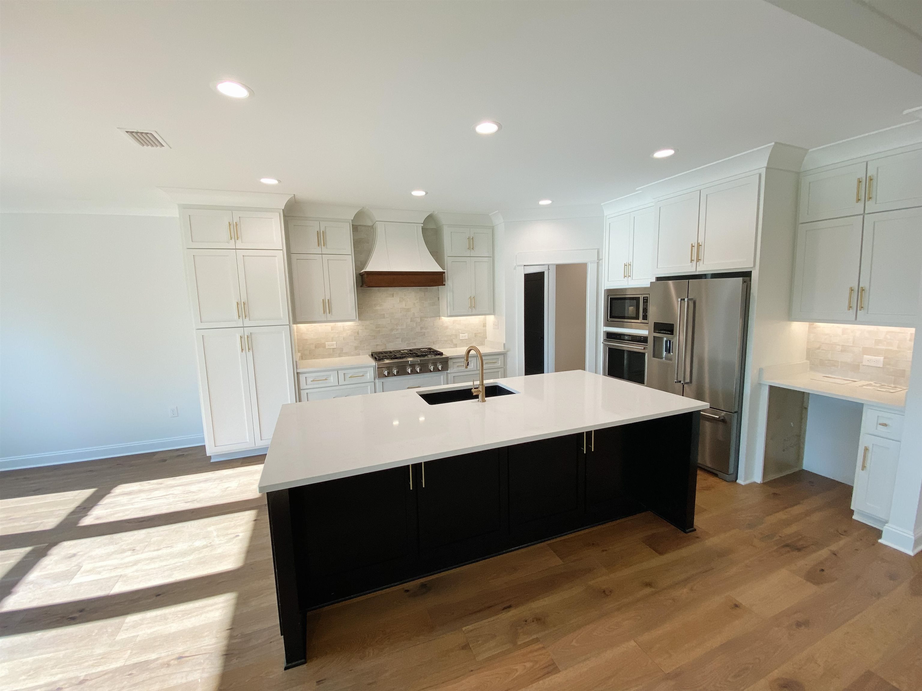 23769 Conifer Court Orange Beach, AL 36561 - Photo 5 of 10