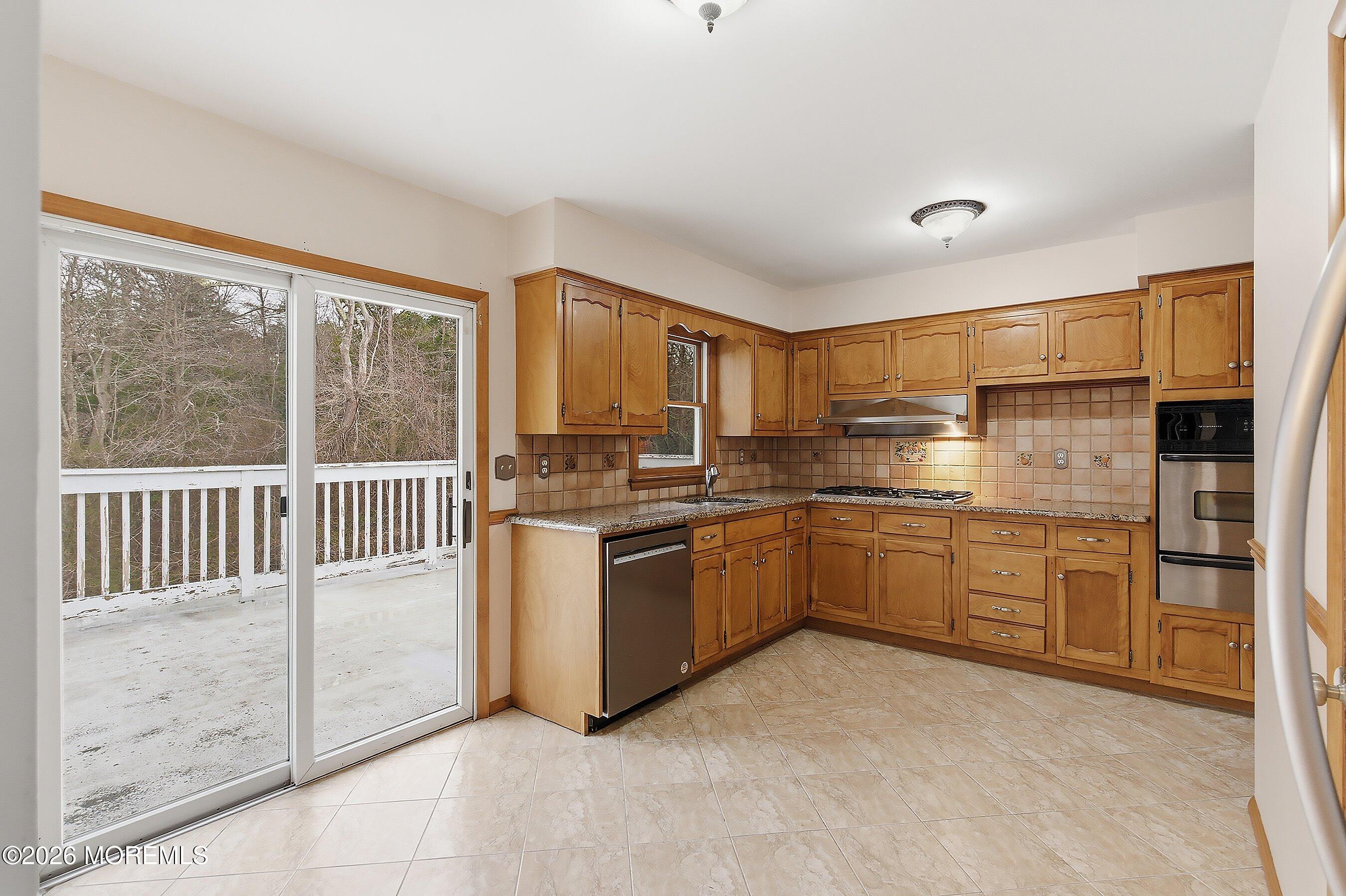 134 Village Way Brick, NJ 08724 - Photo 14 of 47 Kitchen