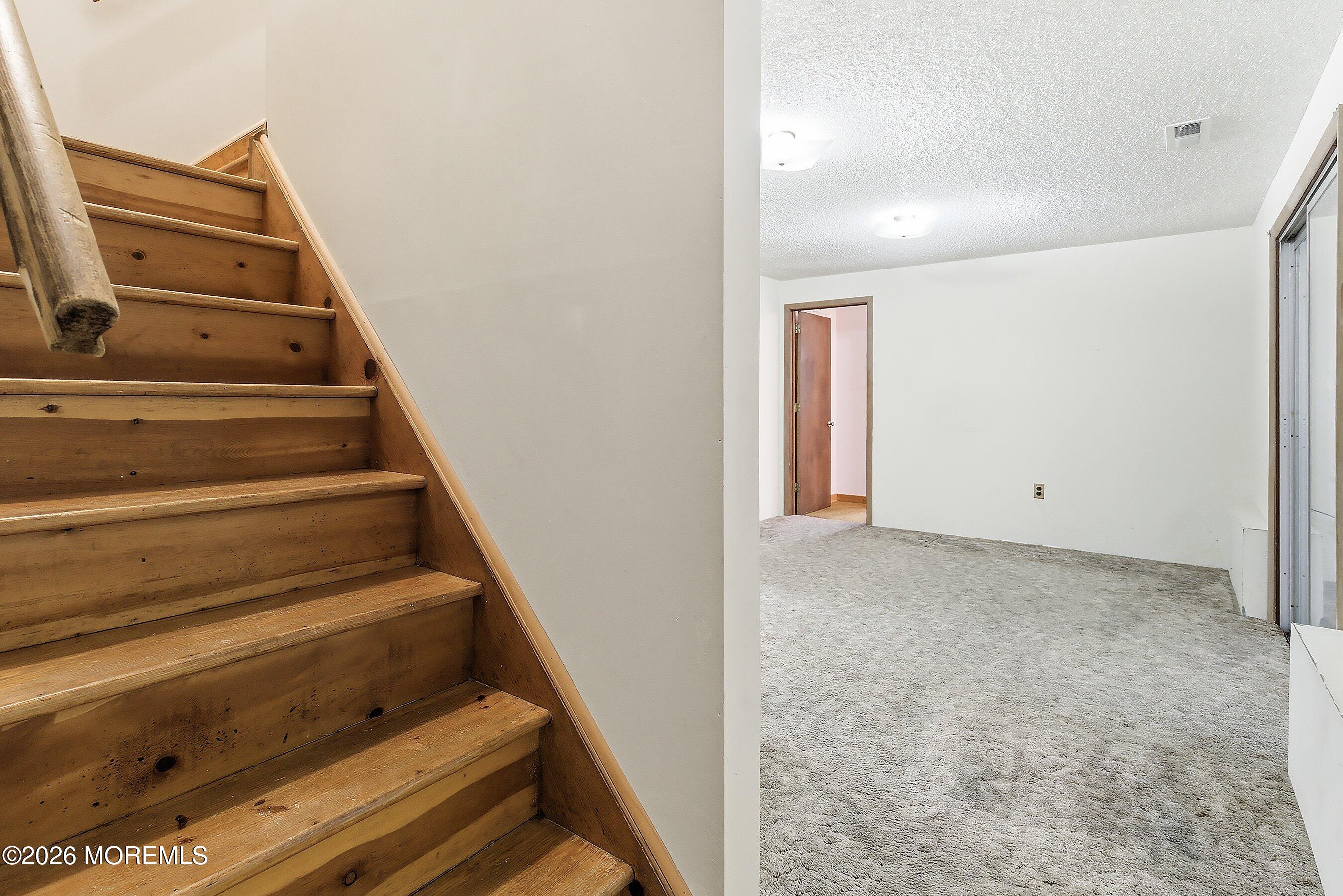 134 Village Way Brick, NJ 08724 - Photo 22 of 47 Stairs