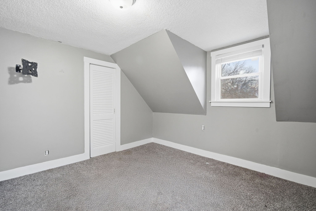 103 Ontario Street Springfield, MA 01104 - Photo 8 of 22 Gallery Image 8