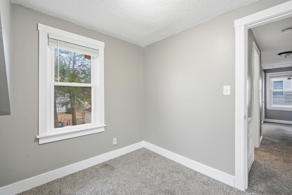 103 Ontario Street Springfield, MA 01104 - Photo 10 of 22 Gallery Image 10