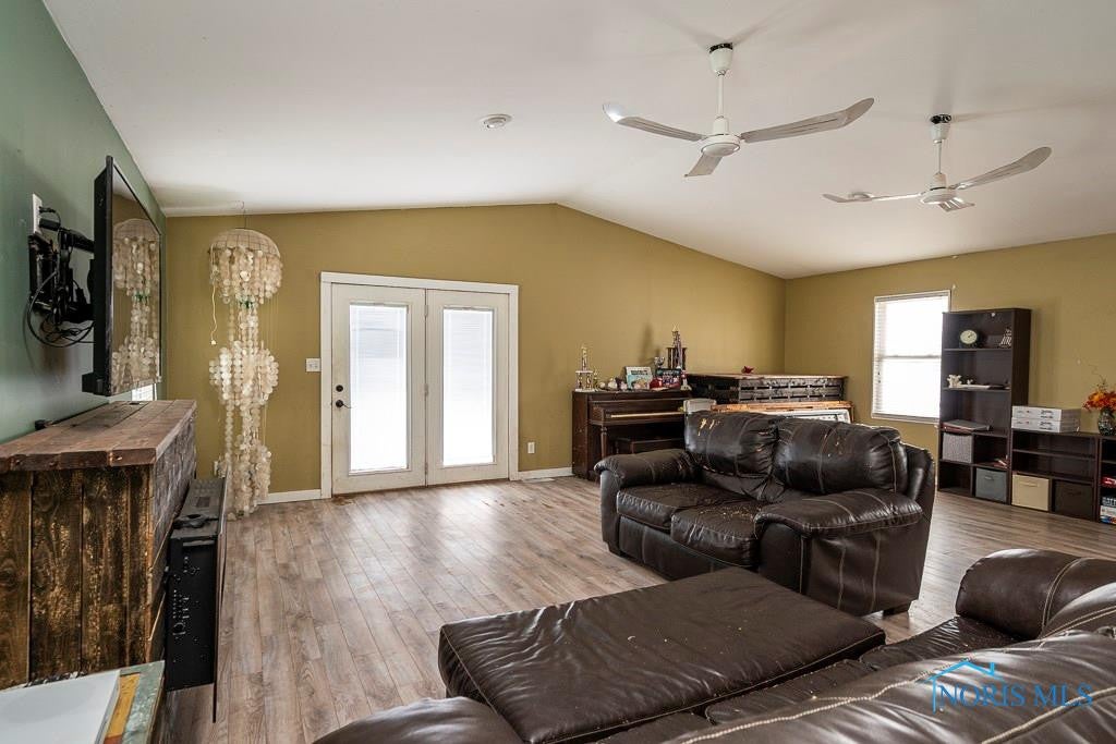 859 Schmidlin Road Oregon, OH 43616 - Photo 17 of 28 Gallery Image 17