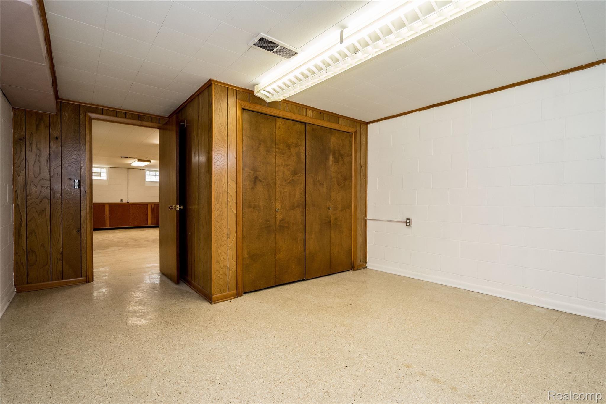 18320 21 Mile Road Macomb, MI 48044 - Photo 91 of 99 DSC03285.jpg