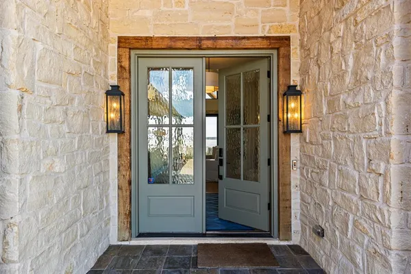 $1,210,000 | 1232 Overlook Court, Whitney, TX 76692