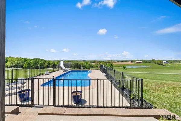 $625,000 | 1006 Saddlebrooke Ridge, Jackson, MO 63755