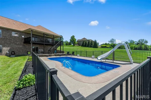 $625,000 | 1006 Saddlebrooke Ridge, Jackson, MO 63755
