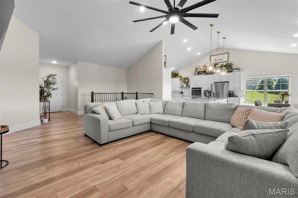 $625,000 | 1006 Saddlebrooke Ridge, Jackson, MO 63755