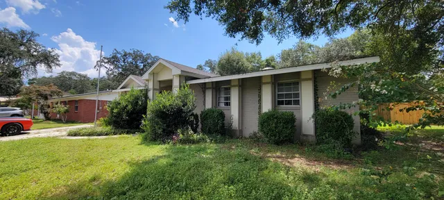 $275,000 | 202 22nd Street, Niceville, FL 32578