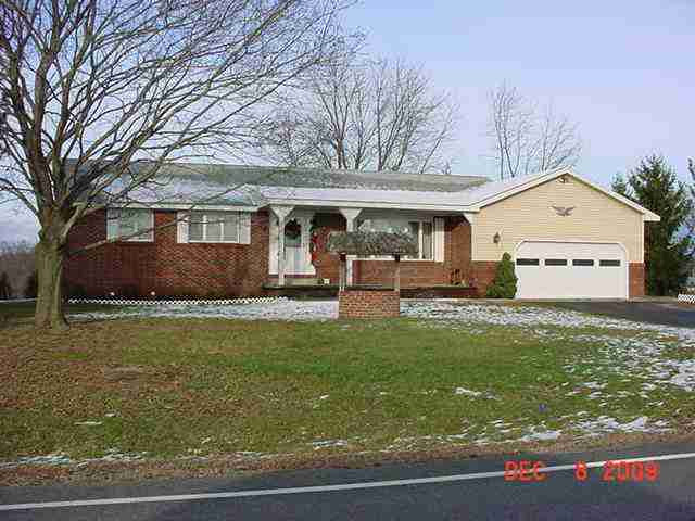 57 Johnson Road Mechanicville, NY 12118 - Photo 3 of 12 Photo 3