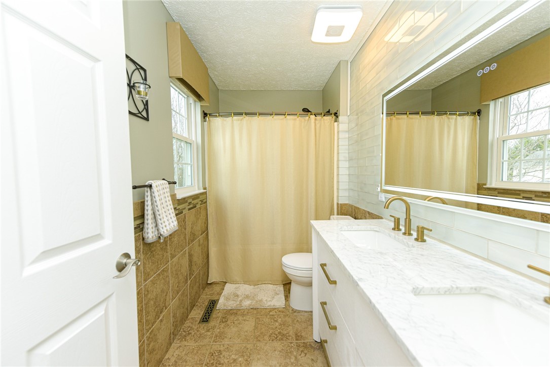 54 Redtail Run Greece, NY 14612 - Photo 17 of 35