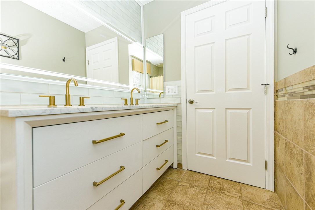 54 Redtail Run Greece, NY 14612 - Photo 18 of 35