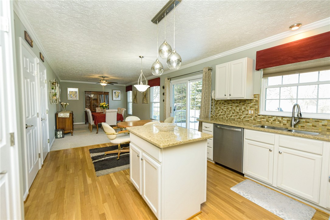 54 Redtail Run Greece, NY 14612 - Photo 7 of 35