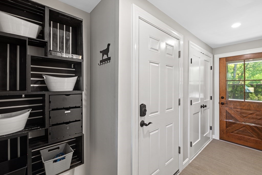 28 Strawberry Hill Road Natick, MA 01760 - Photo 17 of 42 Gallery Image 17
