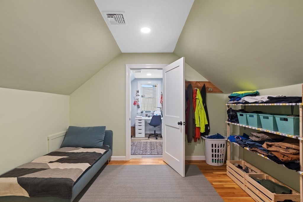 28 Strawberry Hill Road Natick, MA 01760 - Photo 21 of 42 Gallery Image 21