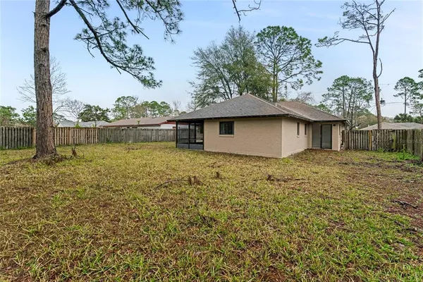 $1,800 | 49 Braddock Lane, Palm Coast, FL 32137