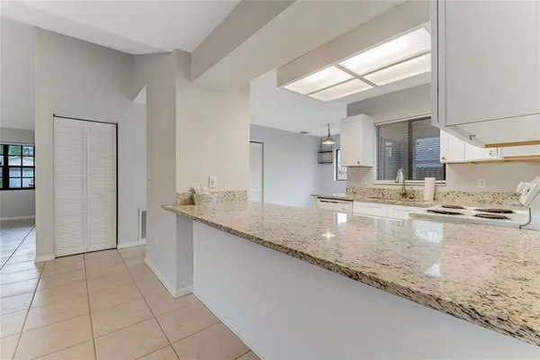 $1,800 | 49 Braddock Lane, Palm Coast, FL 32137