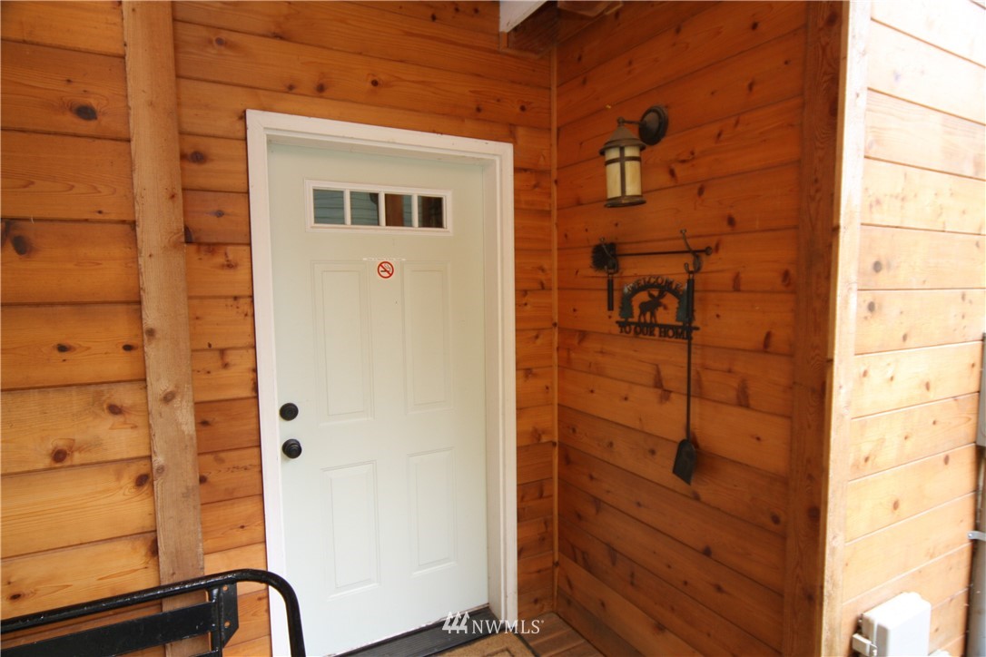 7739 View Ridge Drive Maple Falls, WA 98266 - Photo 3 of 15 a view of a bathroom