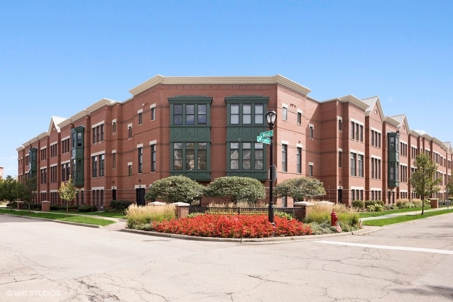 133 North Maple Street Palatine, IL 60067 - Photo 2 of 23